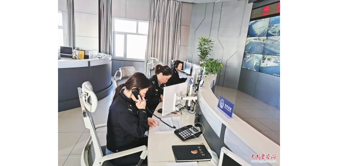 <strong>为民有温度 处警有速度 普法有力</strong>