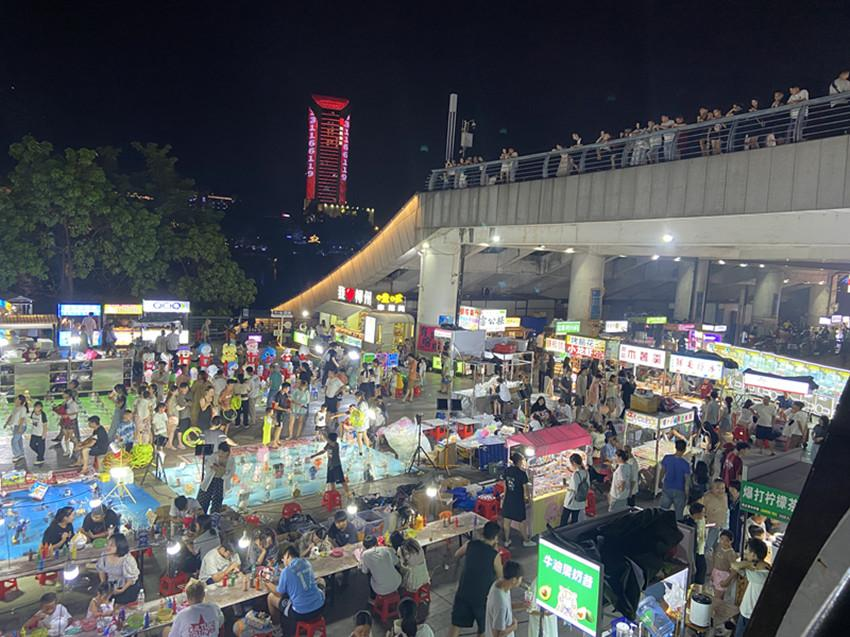 <strong>揭秘柳州市城中区夜市关停真相“企业痛</strong>